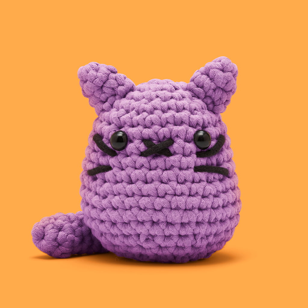 Salem the Halloween Cat Crochet Kit - Image 2
