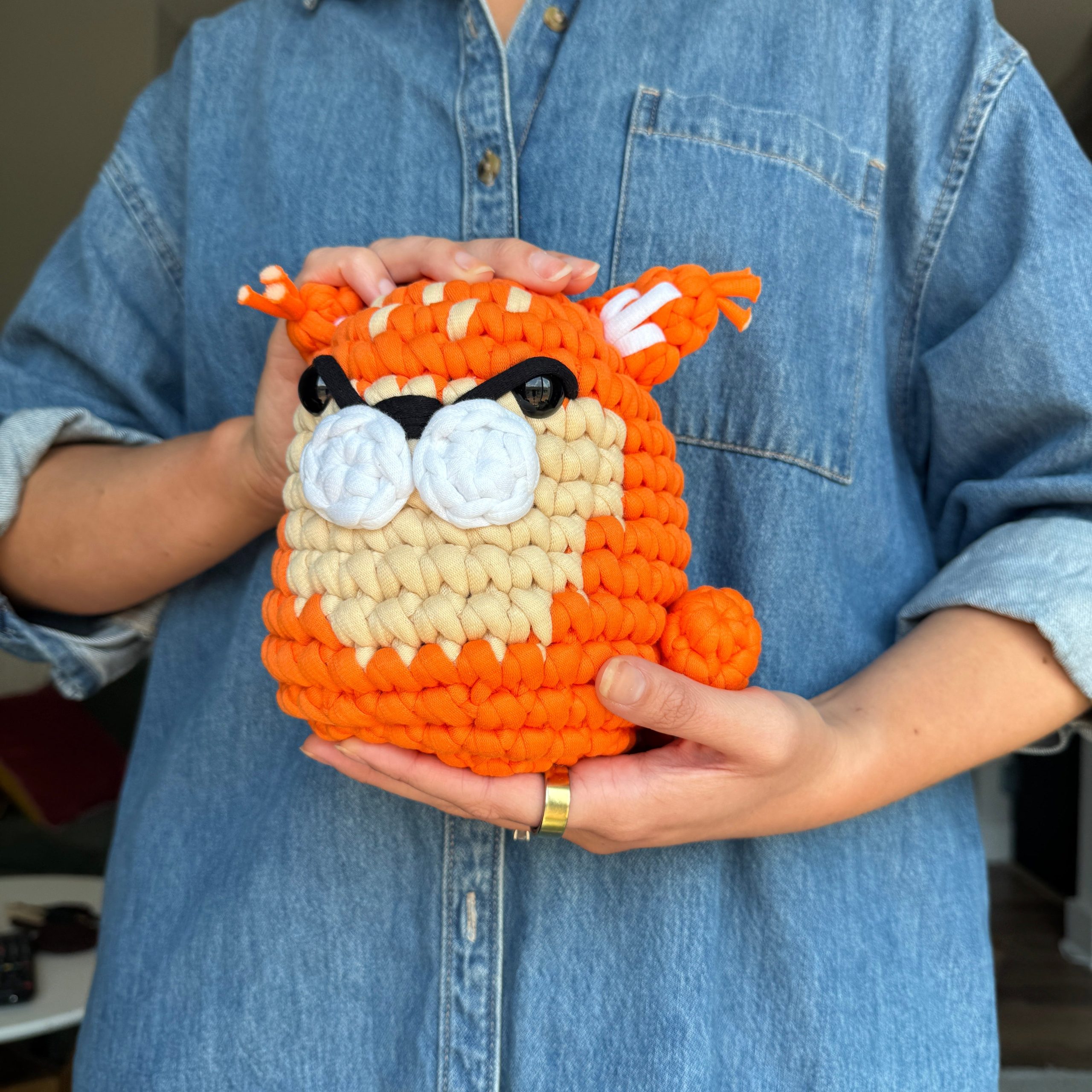 Theo the Jungle Cat Extra Squeezy Crochet Kit - Image 2