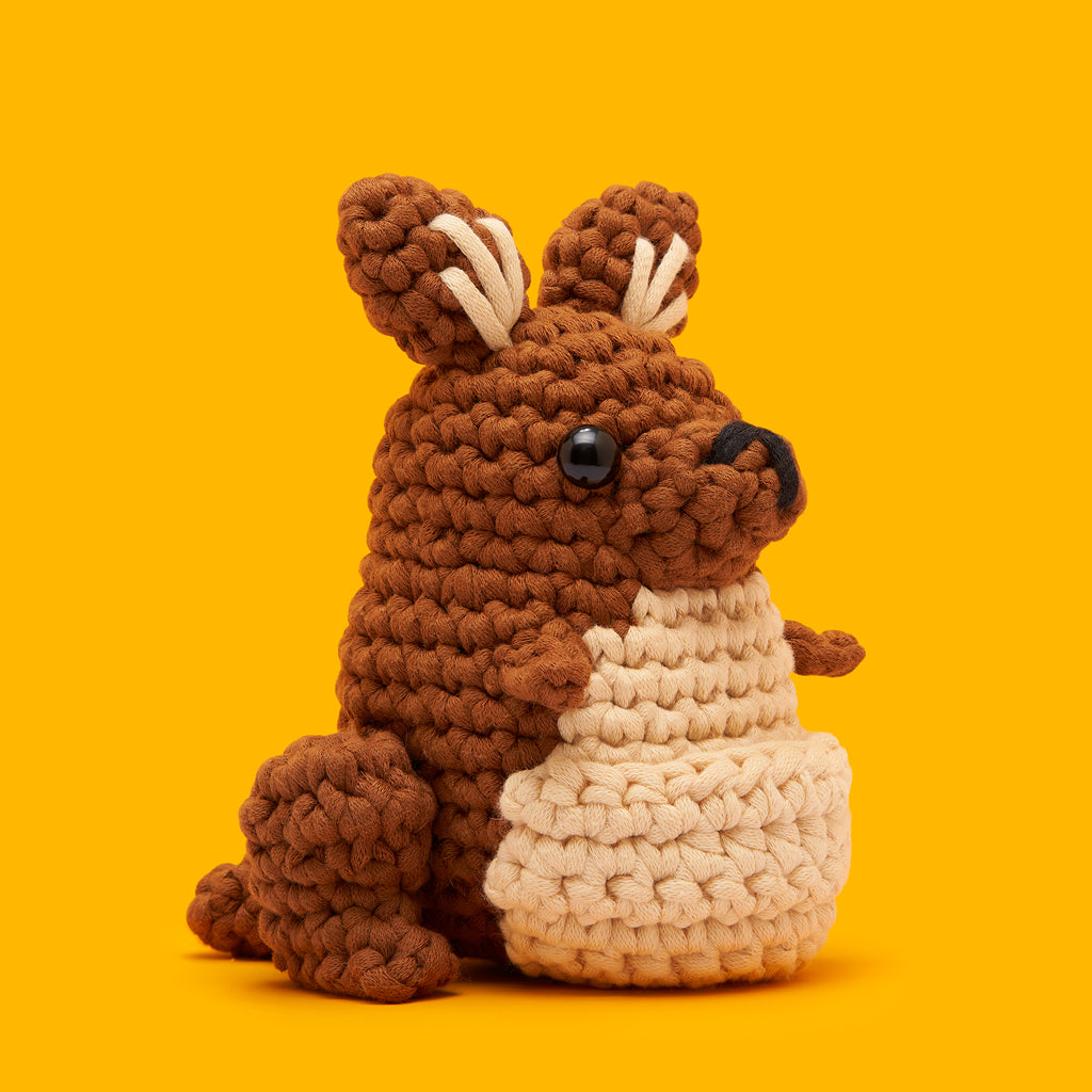 Bella the Kangaroo Crochet Kit - Image 2