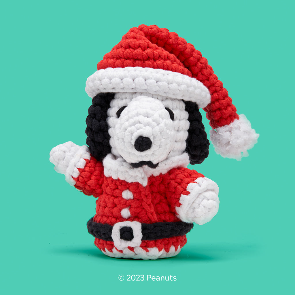 Tiny Snoopy Santa Outfit Accessory Kit - Image 2
