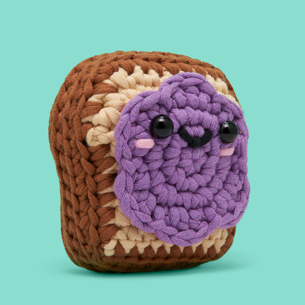 Bonnie the Jelly Crochet Kit - Image 3